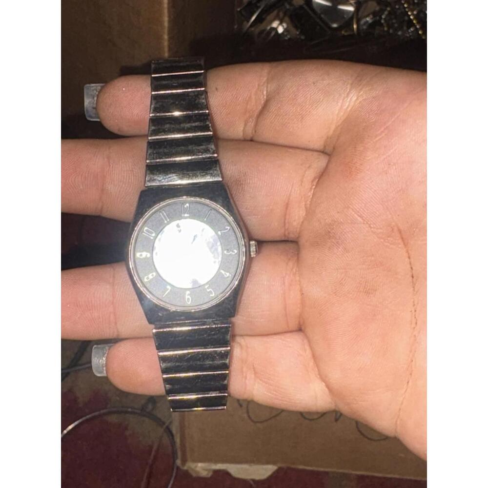 Black gun metal color lady's/Woman watch/wristwatch